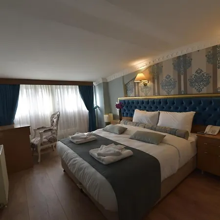 Szálloda Ista Golden Palace