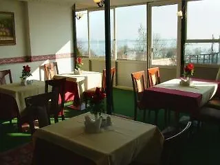 Ista Golden Palace