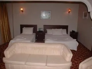 Ista Golden Palace