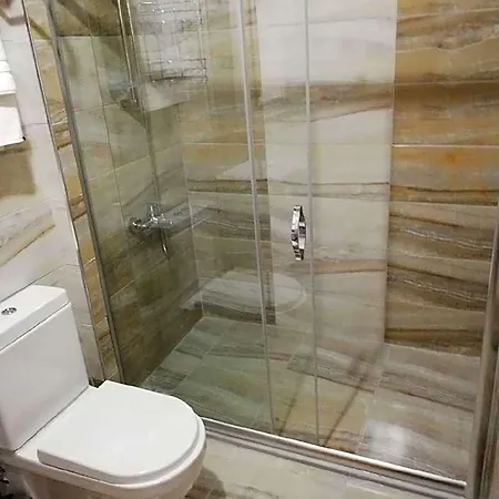 ısta Golden Palace Otel