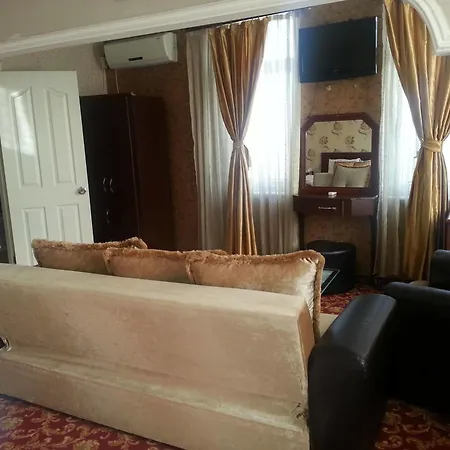 Otel ısta Golden Palace 3*